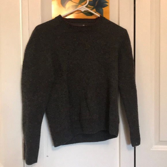 Authentic Irish Wool Crew Sweater โ๏ธ Fisherman Out of Ireland ๐ฎ๐ช - Picture 4 of 7